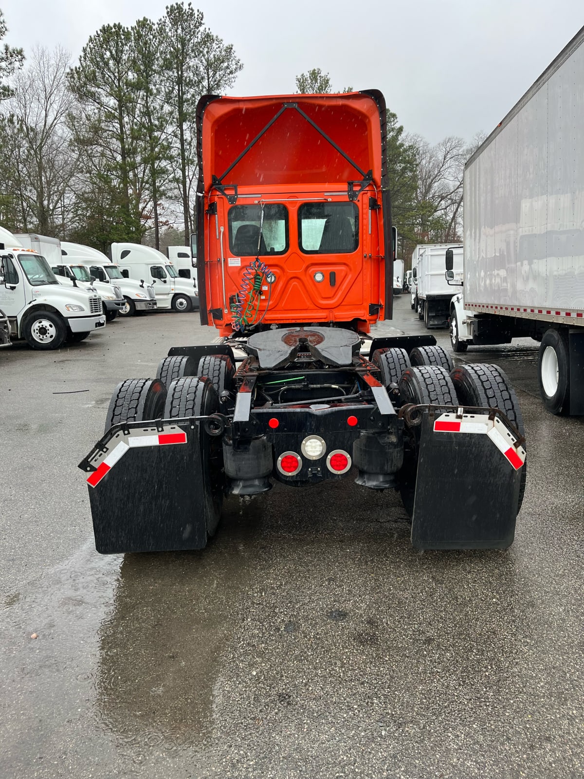 2018 Freightliner/Mercedes CASCADIA 125 750480