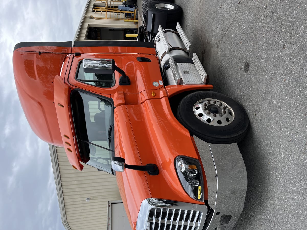 2018 Freightliner/Mercedes CASCADIA 125 750483