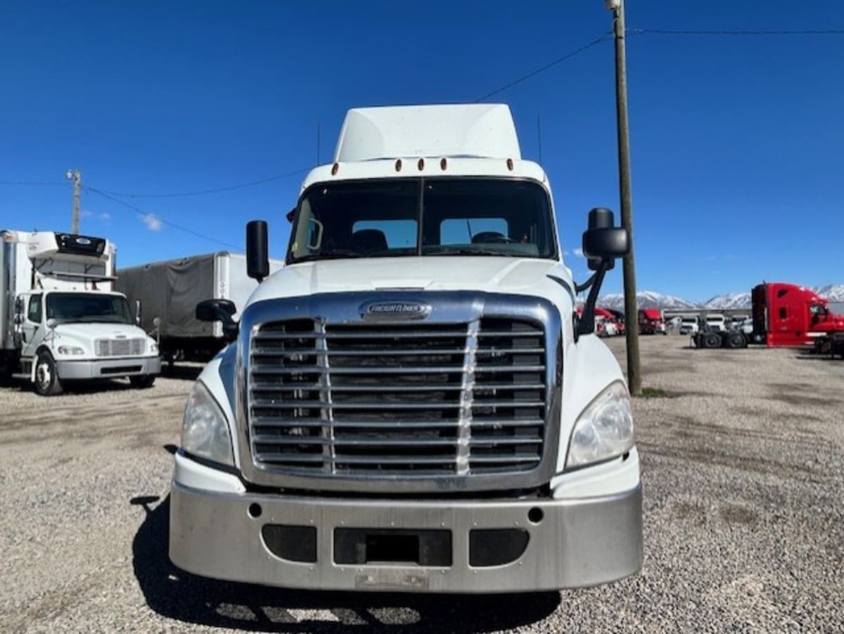2018 Freightliner - image 2