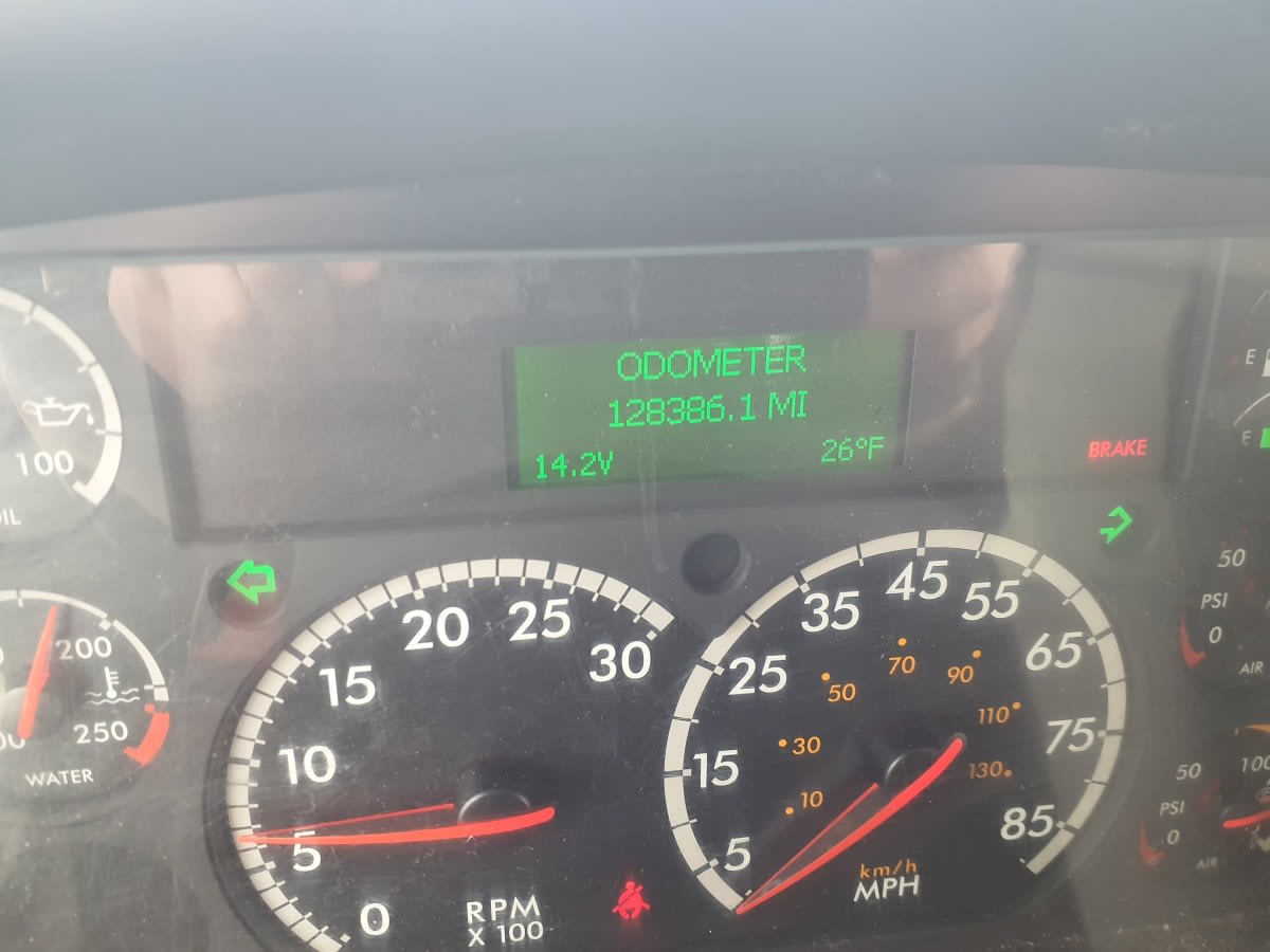 2018 Freightliner/Mercedes M2 106 750608