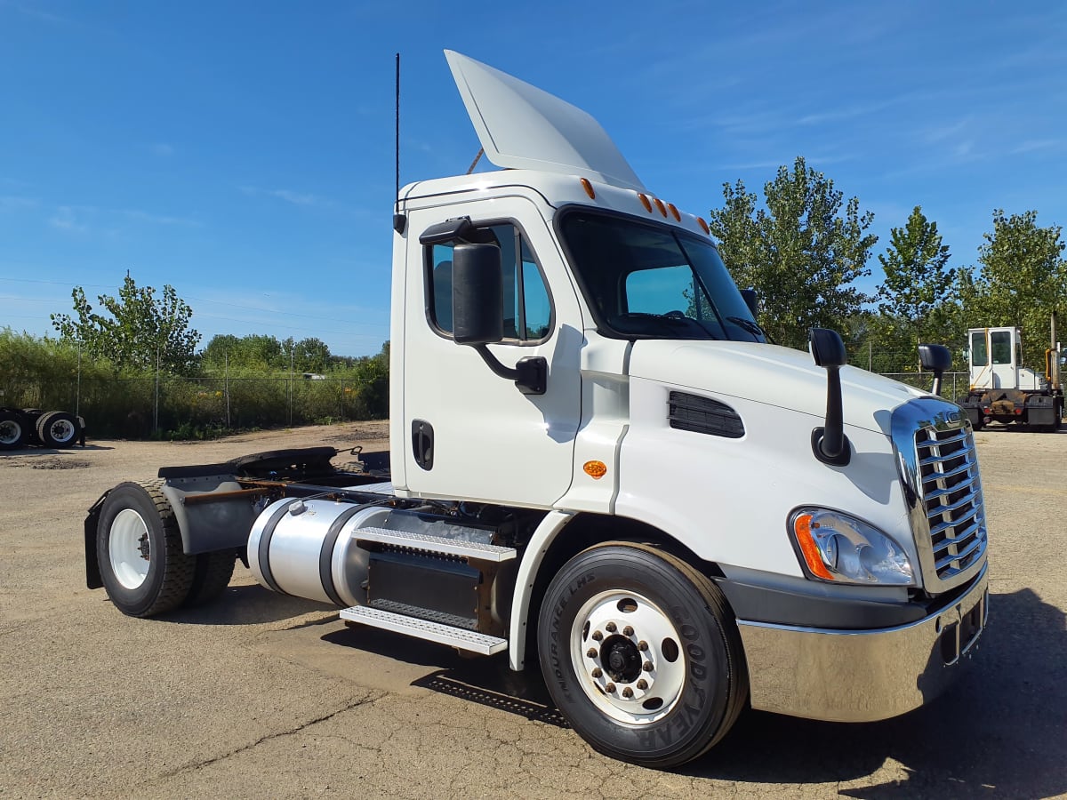 2018 Freightliner/Mercedes CASCADIA 113 750675