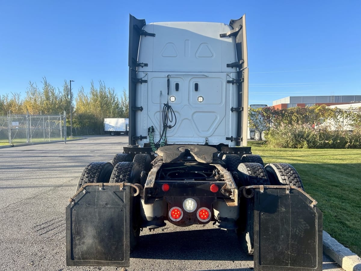 2018 Freightliner/Mercedes CASCADIA 125 750683