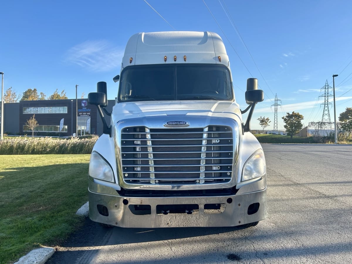 2018 Freightliner/Mercedes CASCADIA 125 750683