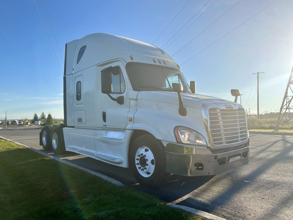 2018 Freightliner/Mercedes CASCADIA 125 750683