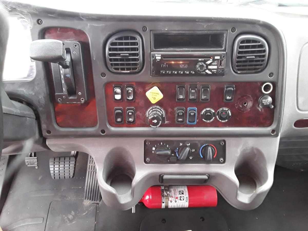 2018 Freightliner/Mercedes M2 106 750714