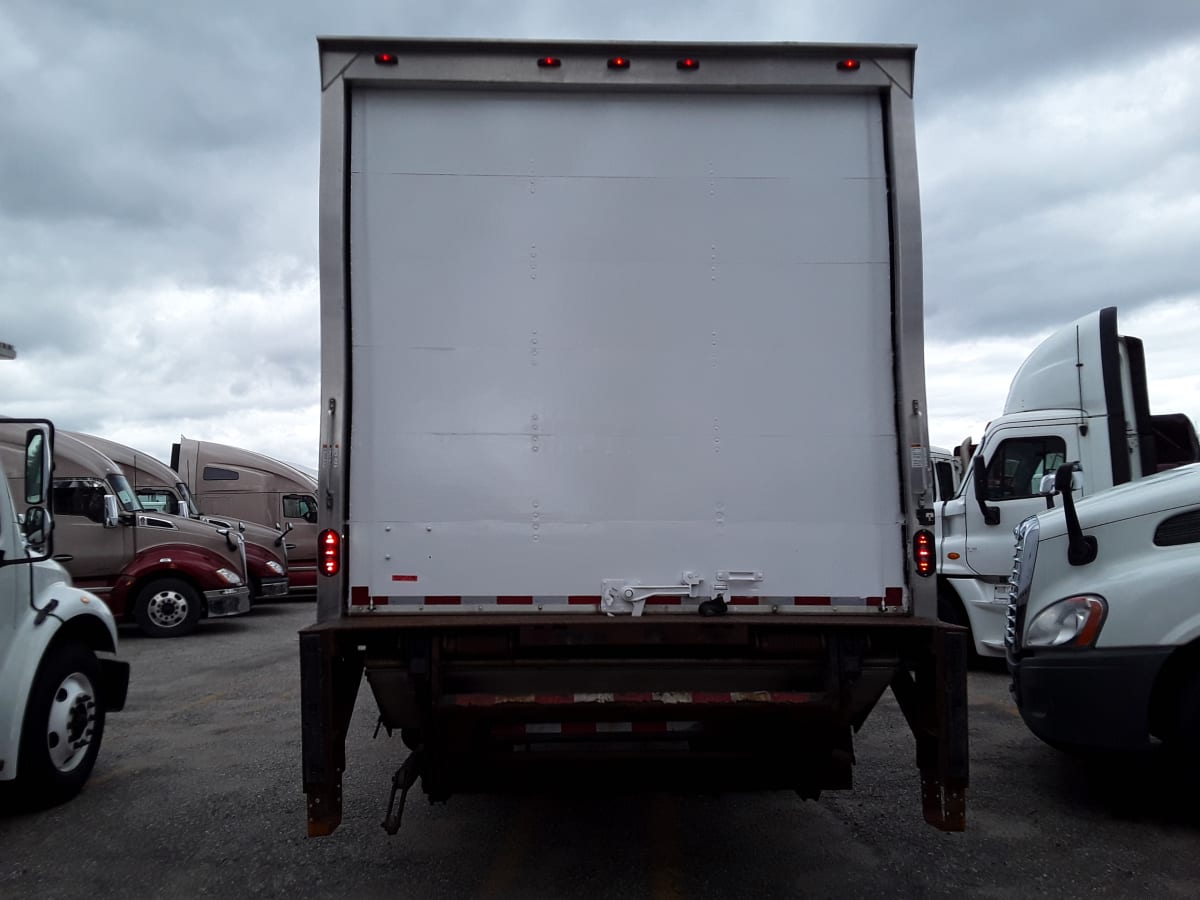 2018 Freightliner/Mercedes M2 106 750714