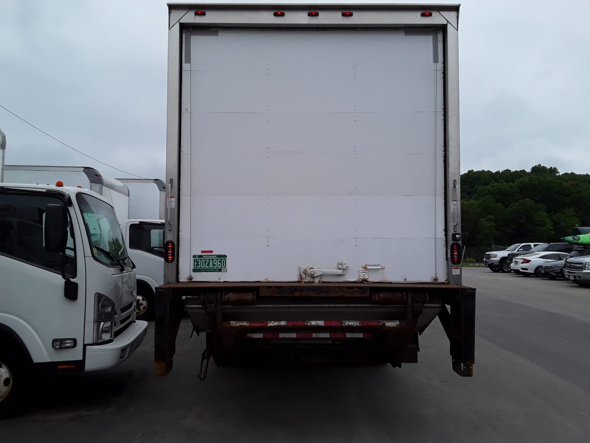 2018 Freightliner/Mercedes M2 106 750726