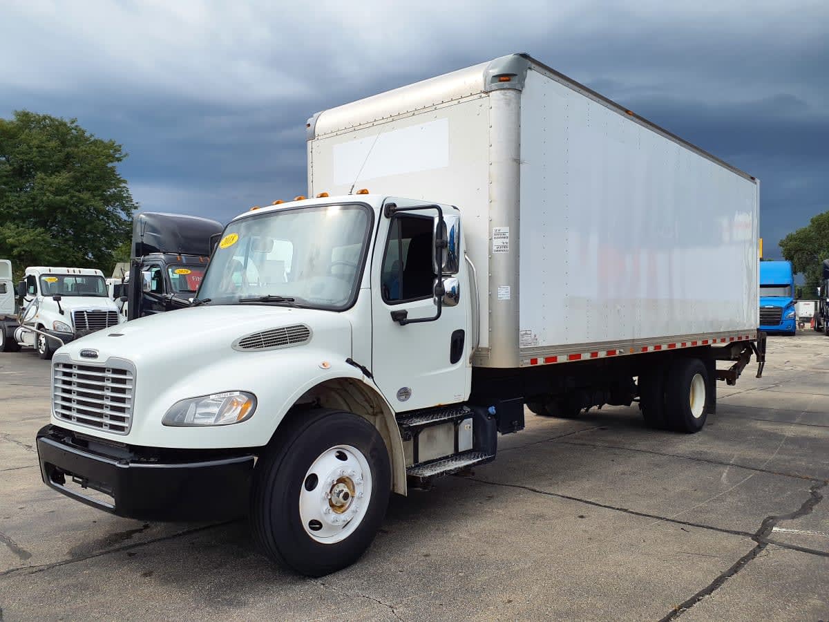 2018 Freightliner/Mercedes M2 106 750744 2018 Freightliner/Mercedes M2 106 750744