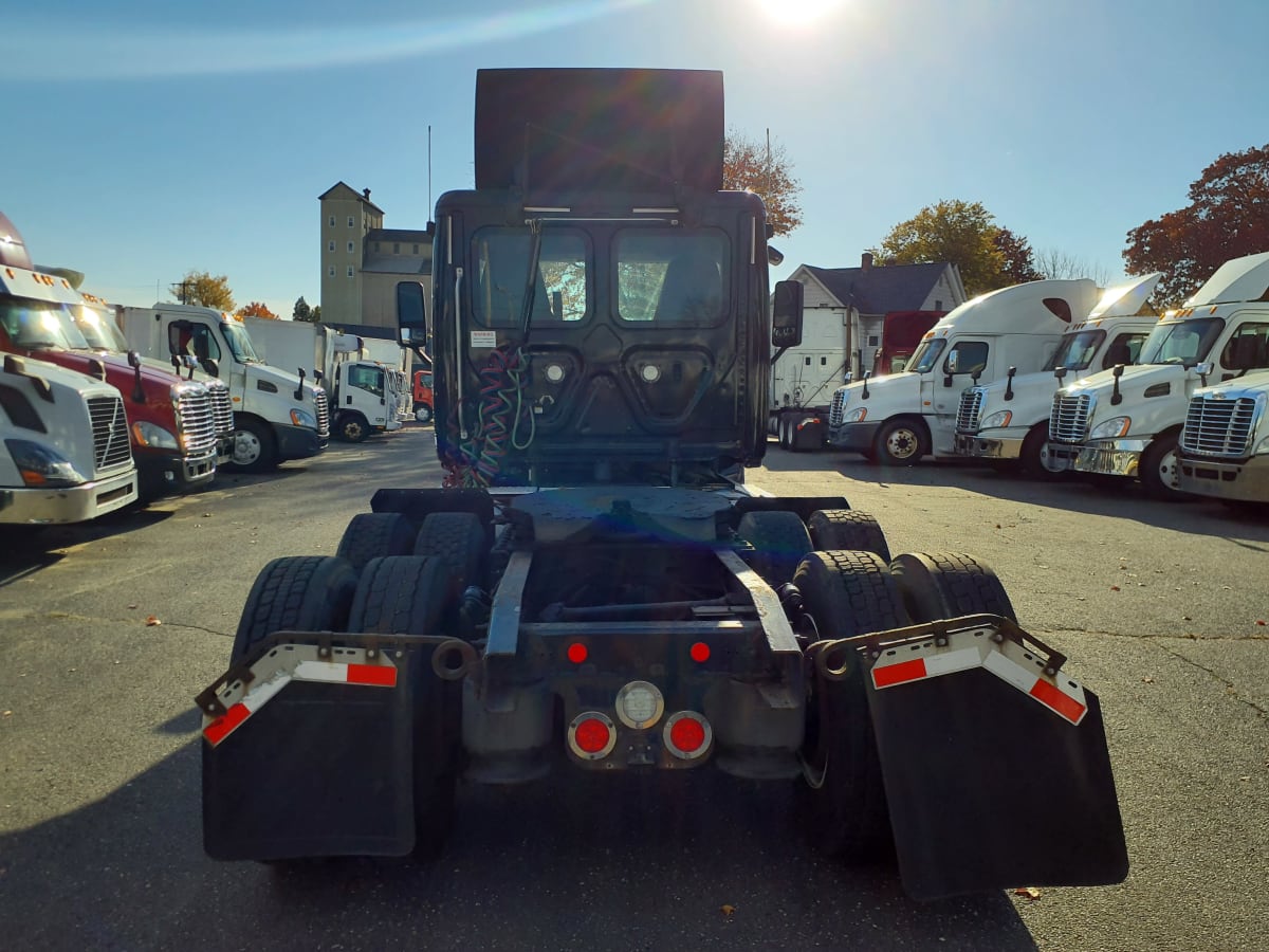 2018 Freightliner/Mercedes CASCADIA 125 750755