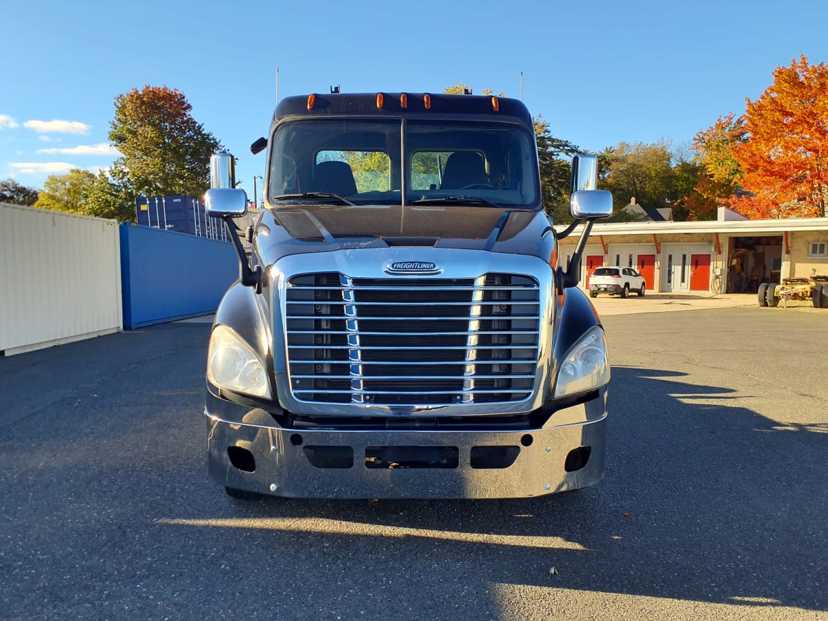 2018 Freightliner/Mercedes CASCADIA 125 750756