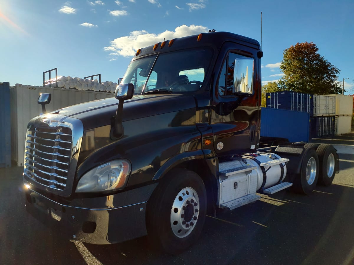 2018 Freightliner/Mercedes CASCADIA 125 750756