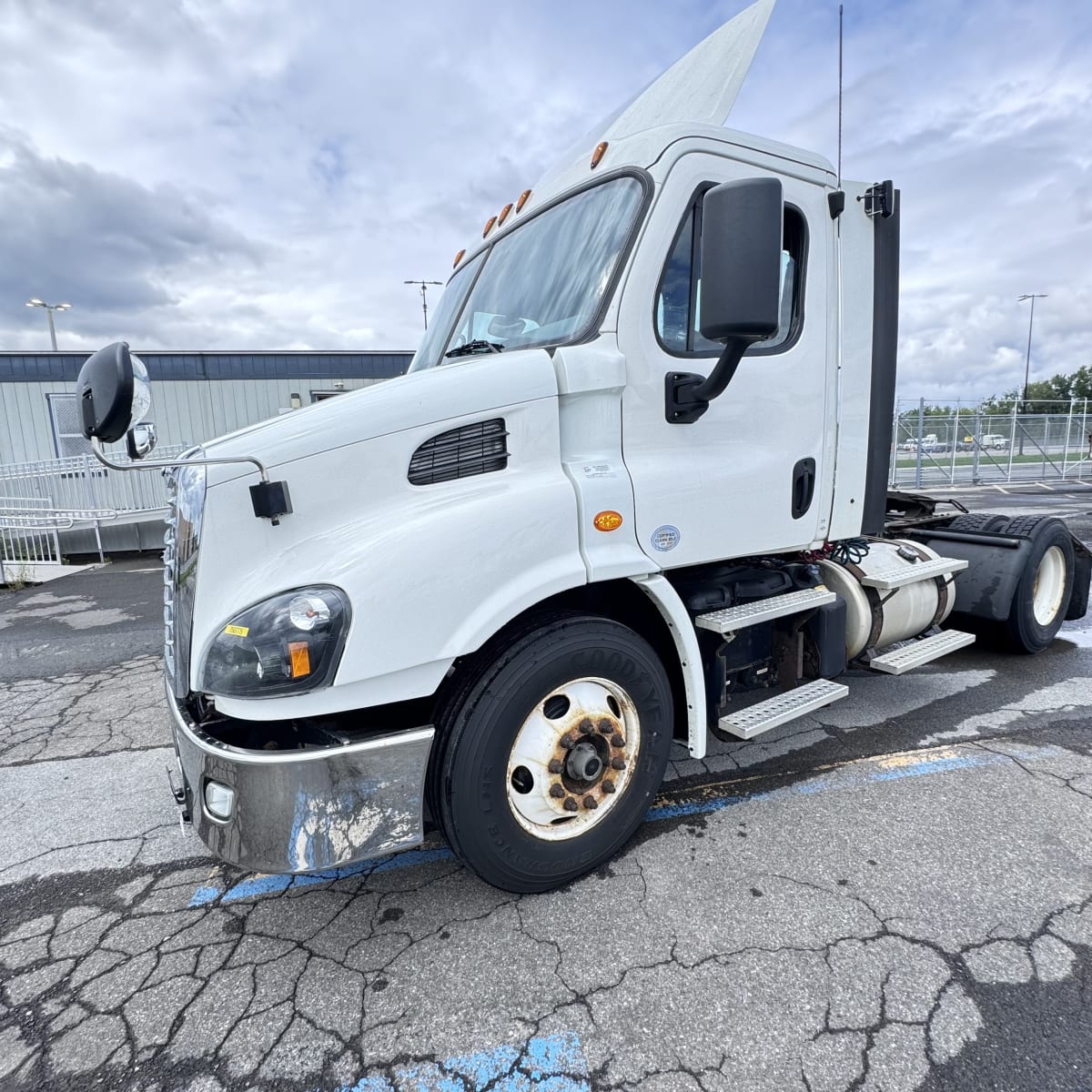 2018 Freightliner/Mercedes CASCADIA 113 750775
