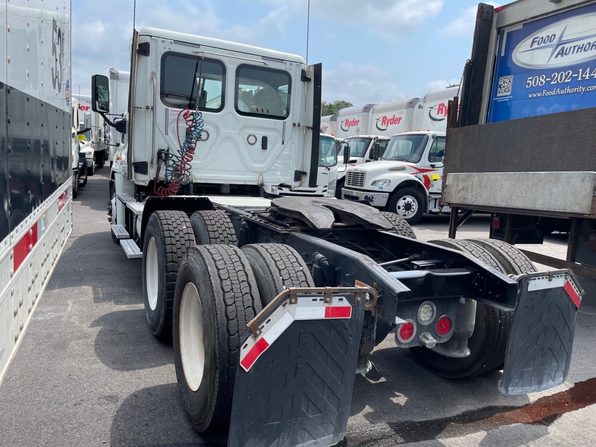 2018 Freightliner/Mercedes CASCADIA 125 750786