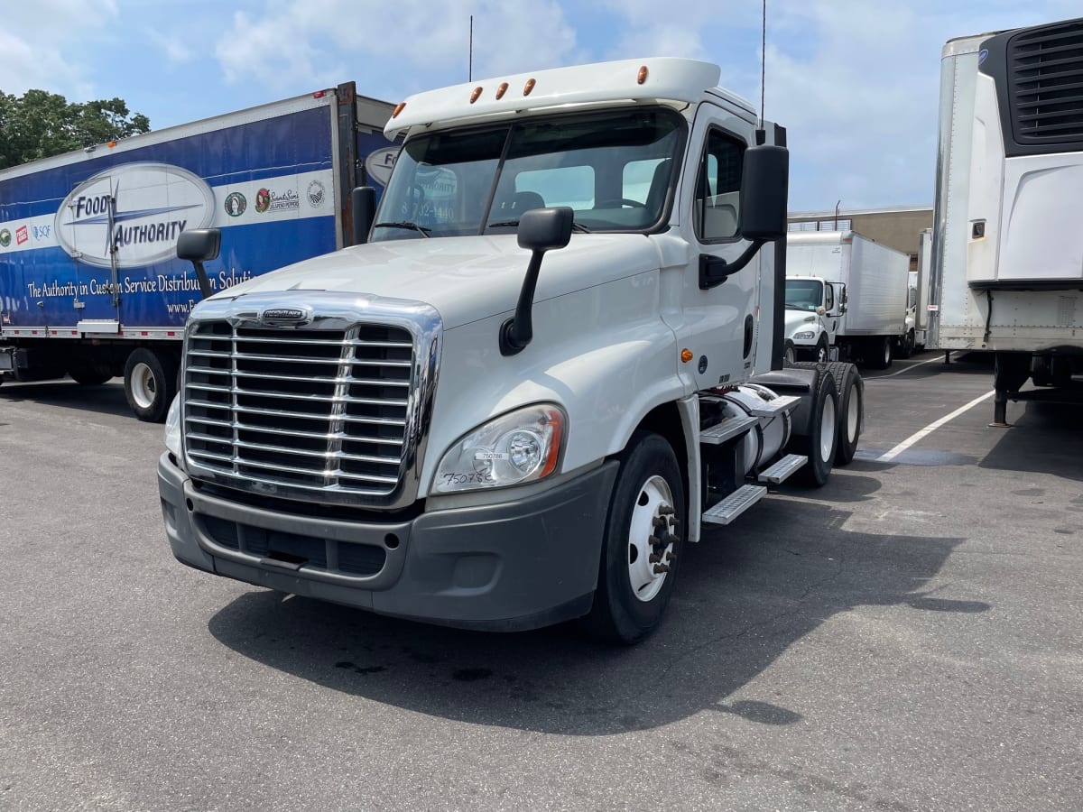 2018 Freightliner/Mercedes CASCADIA 125 750786