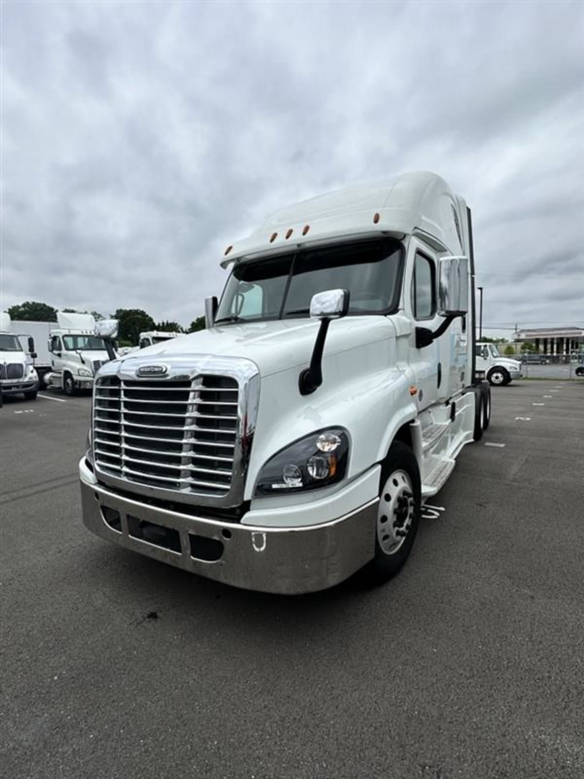 2018 Freightliner/Mercedes CASCADIA 125 750799