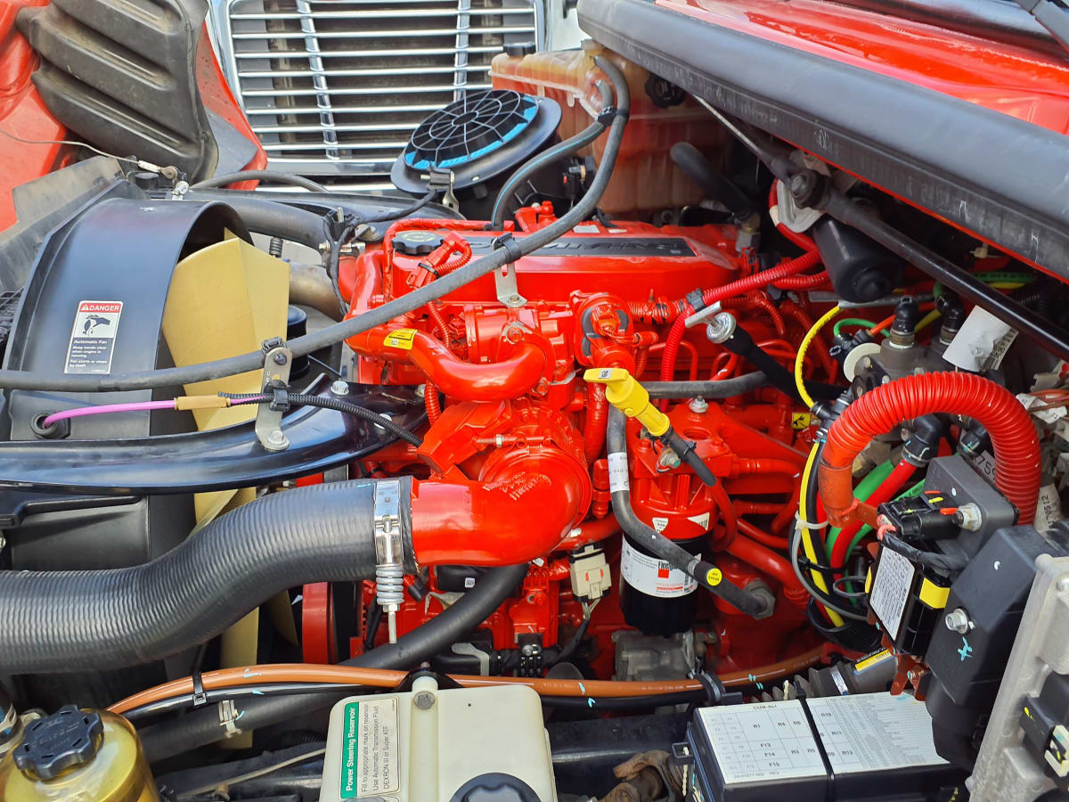 2018 Freightliner/Mercedes M2 106 750954