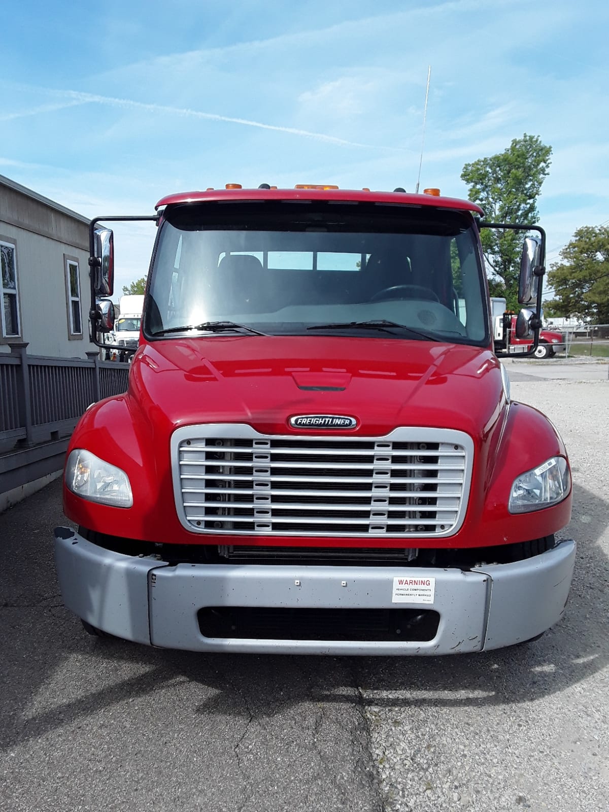 2018 Freightliner/Mercedes M2 106 750955