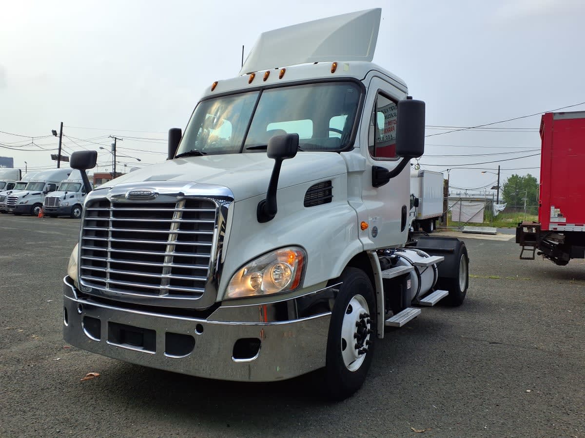 2018 Freightliner - image 3