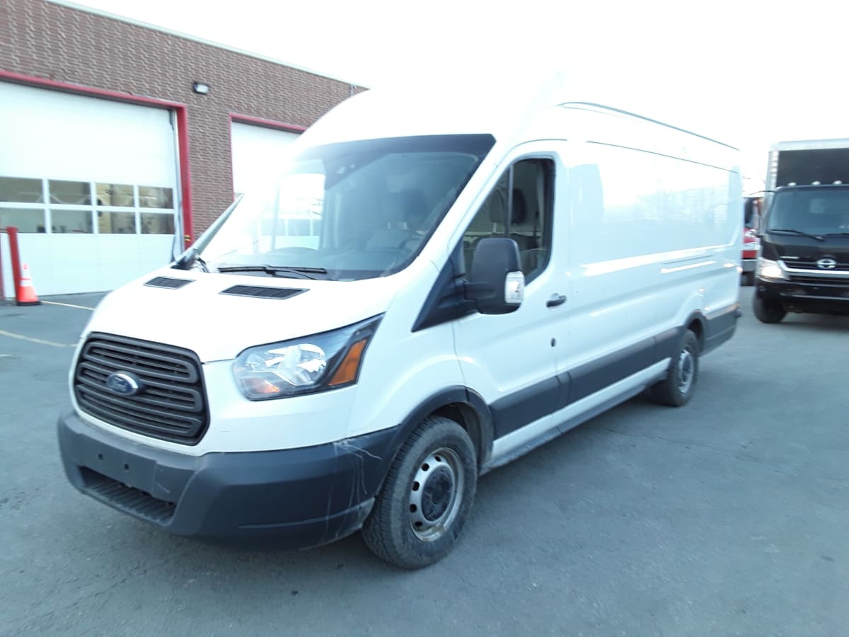 2017 Ford Motor Company TRANSIT 250 HI ROOF 750992