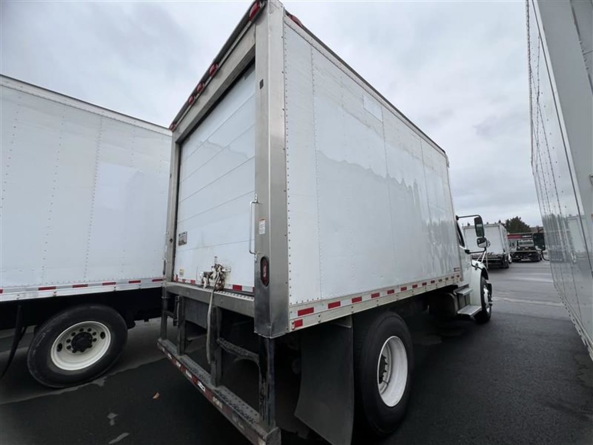 2018 Freightliner/Mercedes M2 106 751031