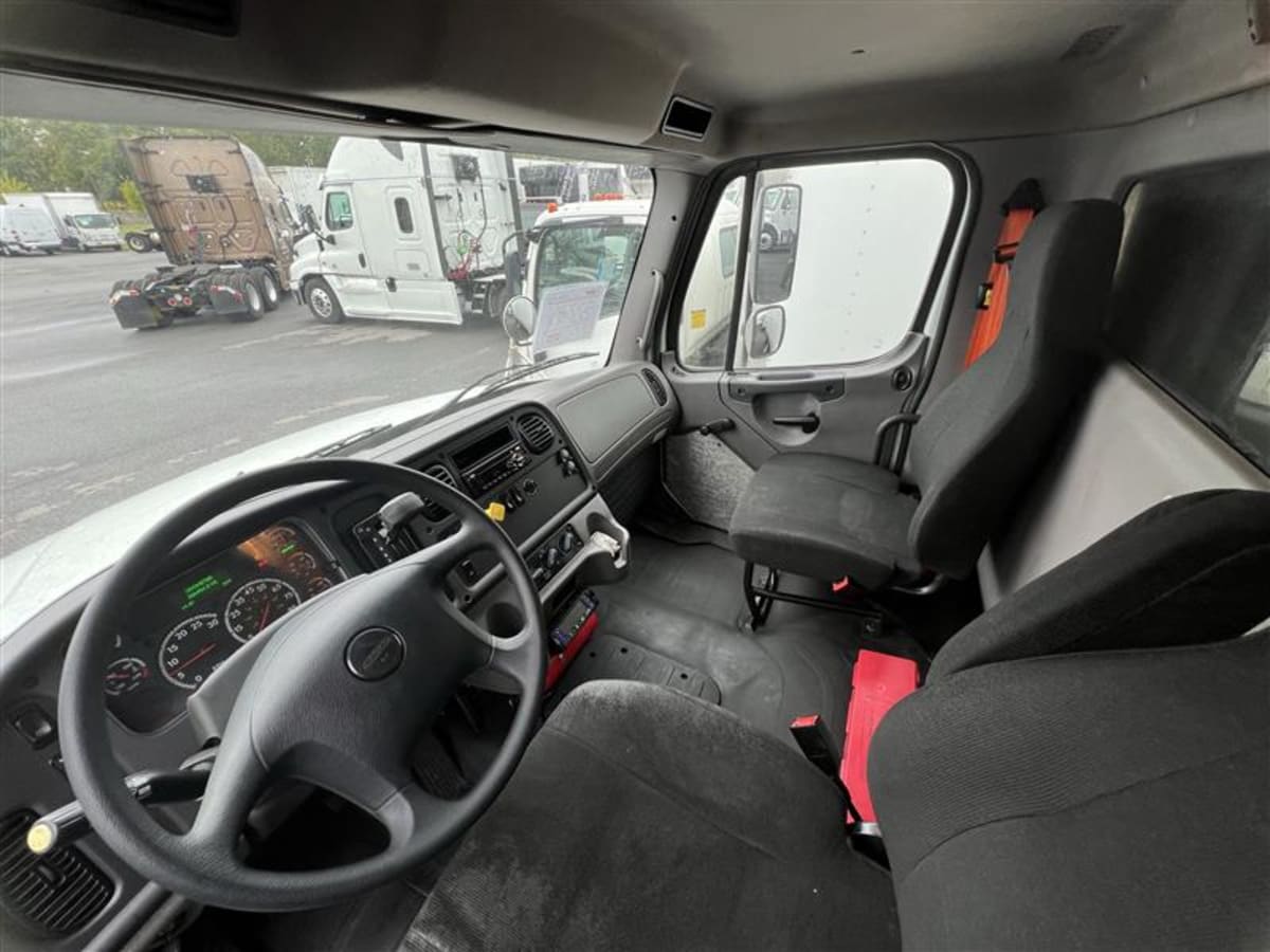 2018 Freightliner/Mercedes M2 106 751031