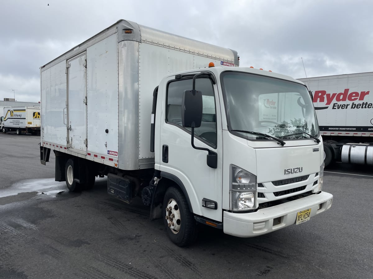 2018 Isuzu NPR 751184