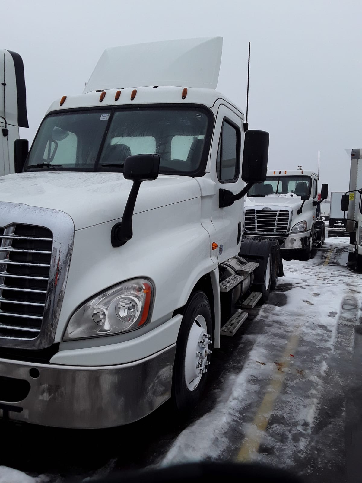 2018 Freightliner/Mercedes CASCADIA 125 751190