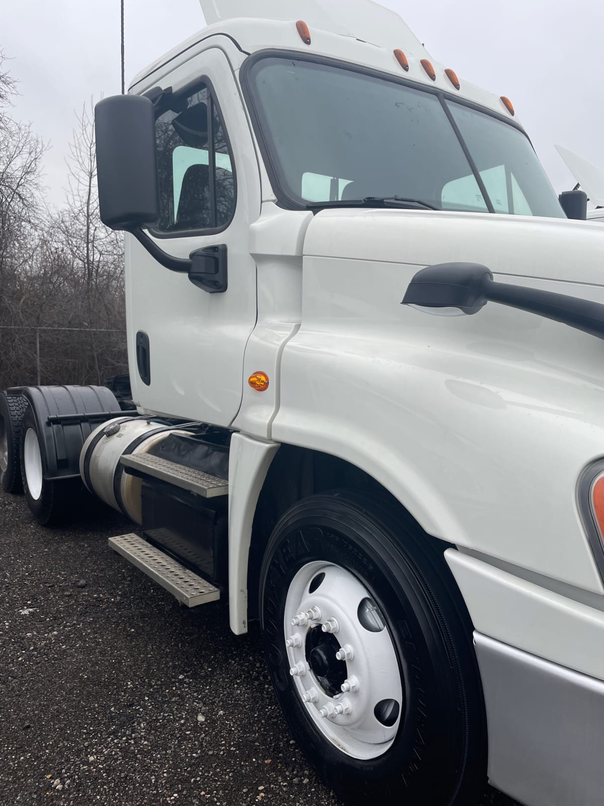 2018 Freightliner/Mercedes CASCADIA 125 751192