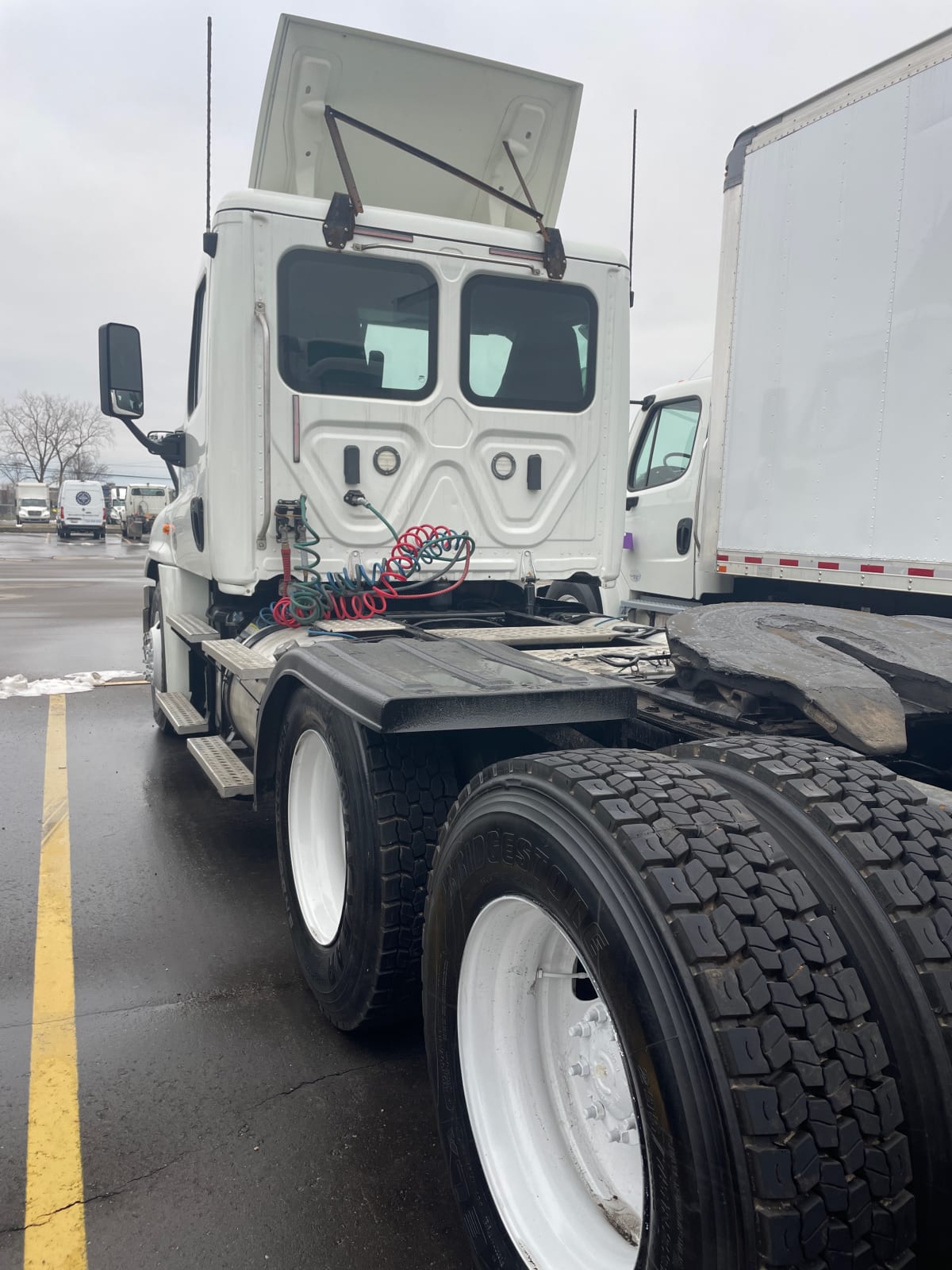 2018 Freightliner/Mercedes CASCADIA 125 751194