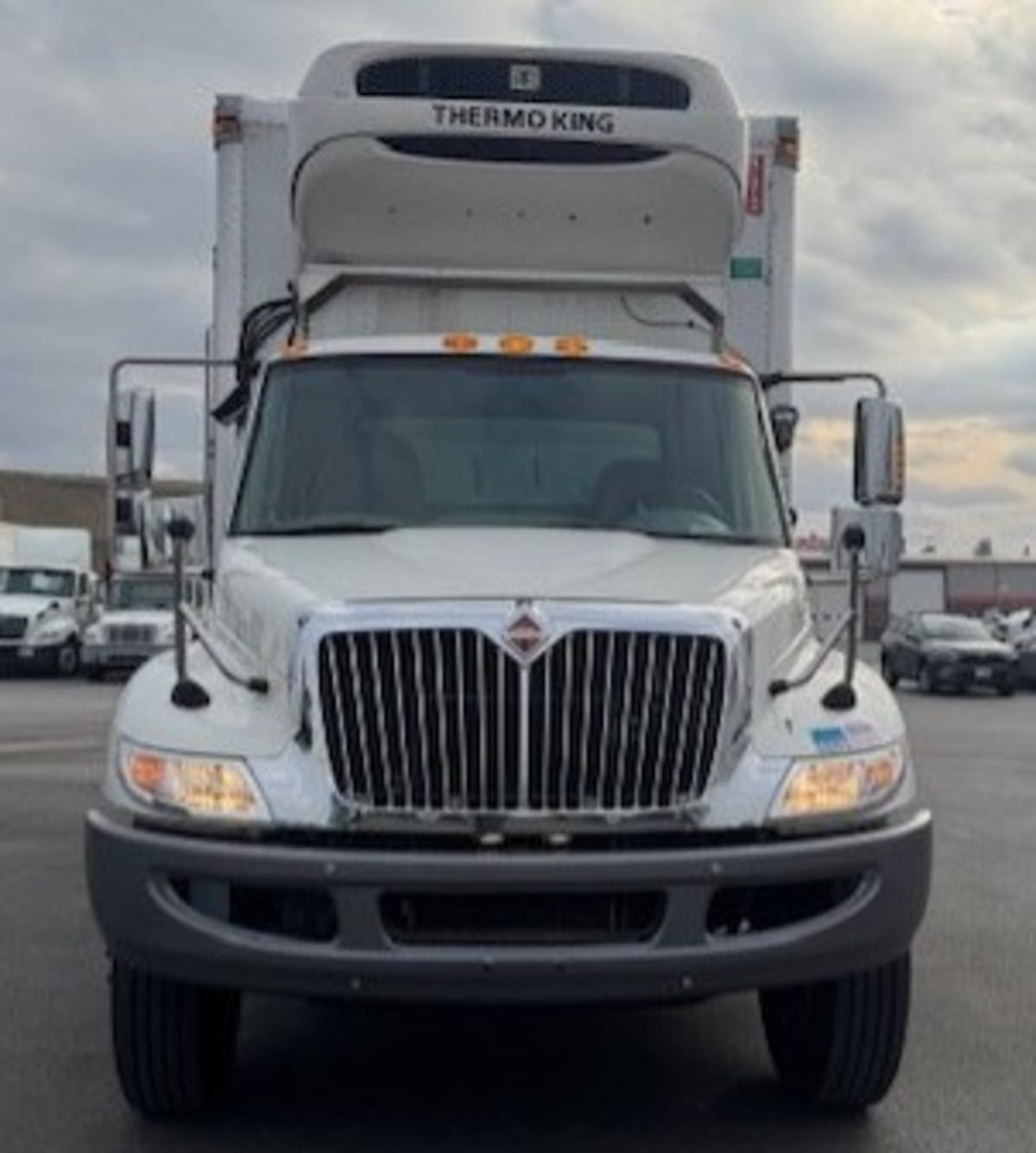 2018 Navistar International 4300 751283