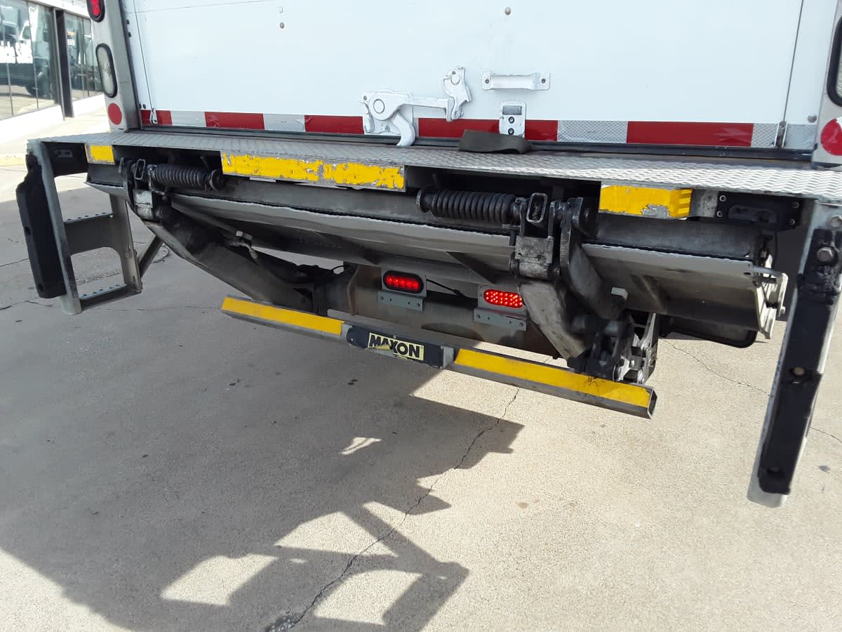 2018 International - image 11