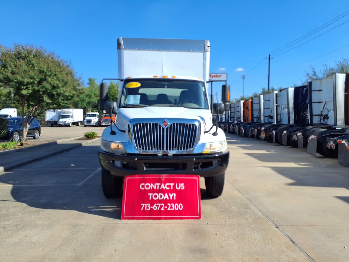 2018 Navistar International 4300 LP 751341