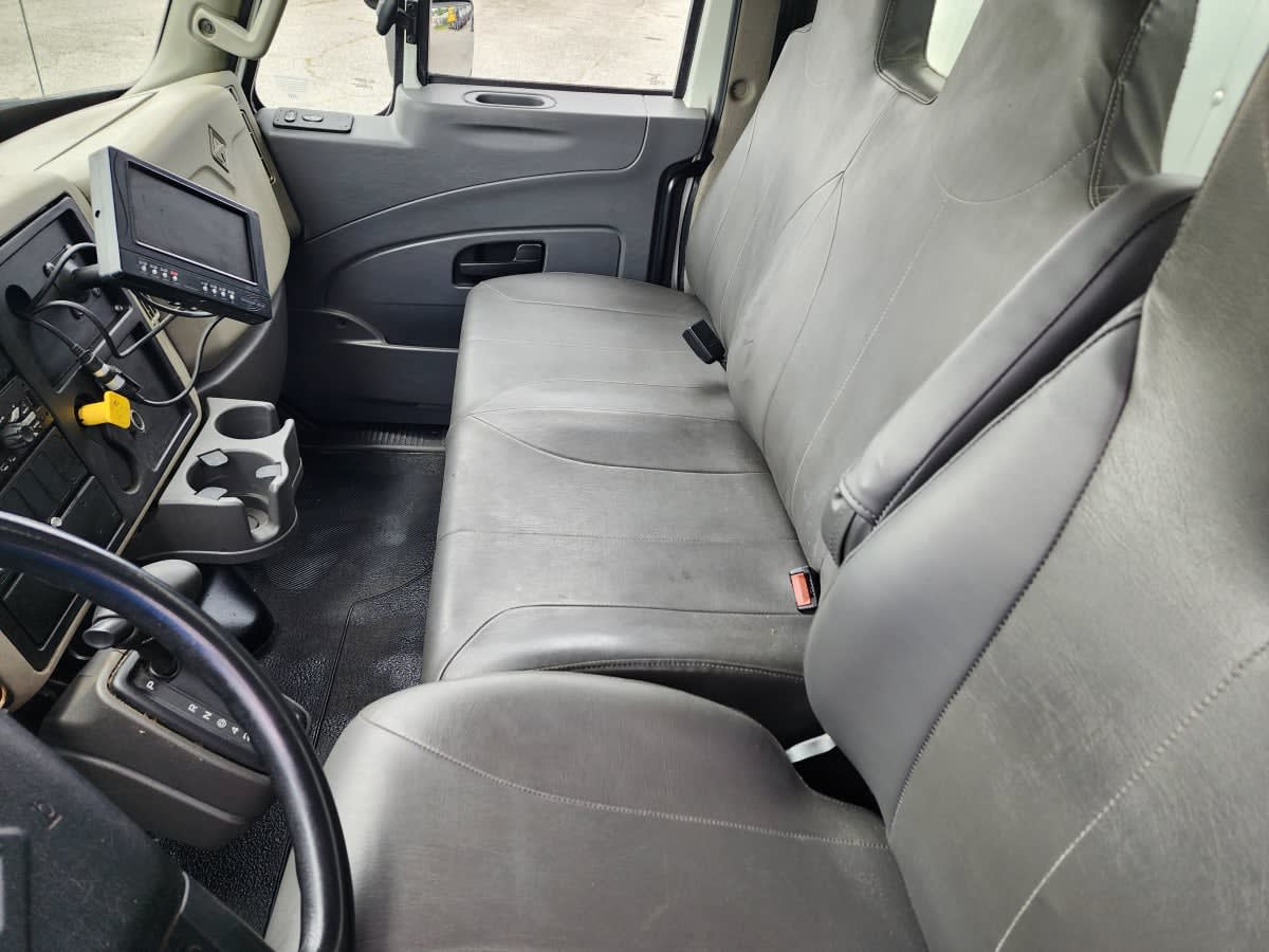 2018 Navistar International 4300 LP 751349