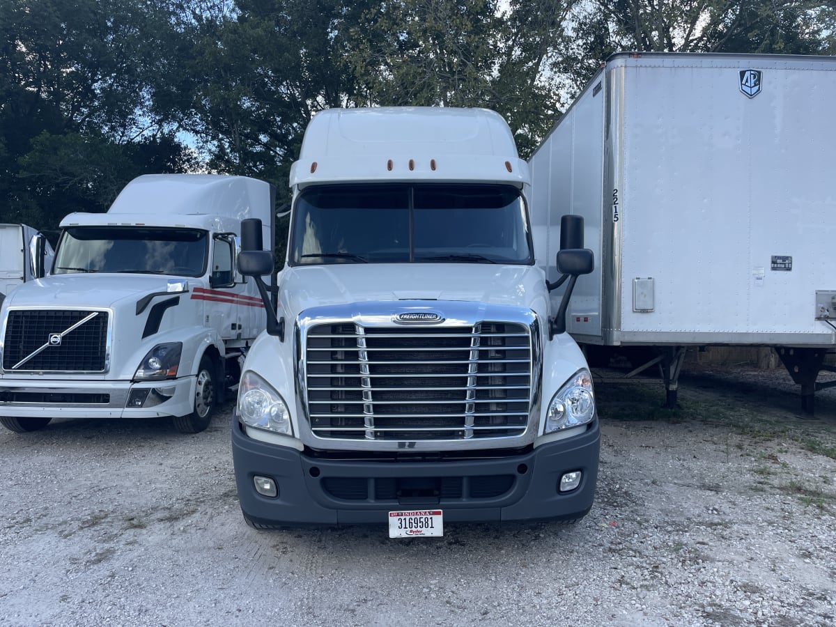 2018 Freightliner/Mercedes CASCADIA 125 751357