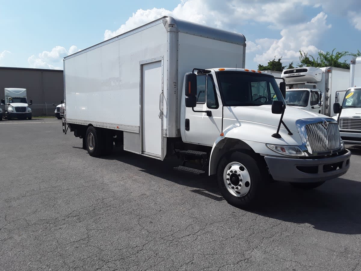 2018 Navistar International 4300 LP 751371