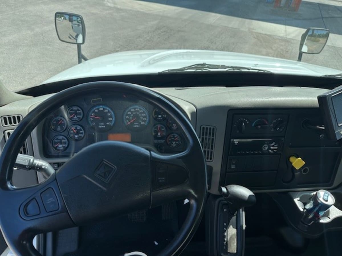 2018 Navistar International 4300 LP 751405