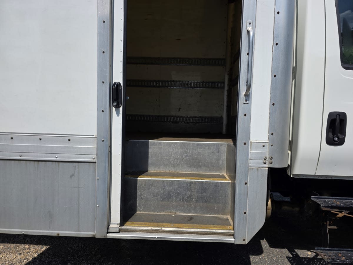 2018 Navistar International 4300 LP 751429