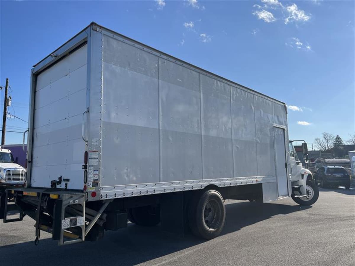 2018 Navistar International 4300 LP 751431