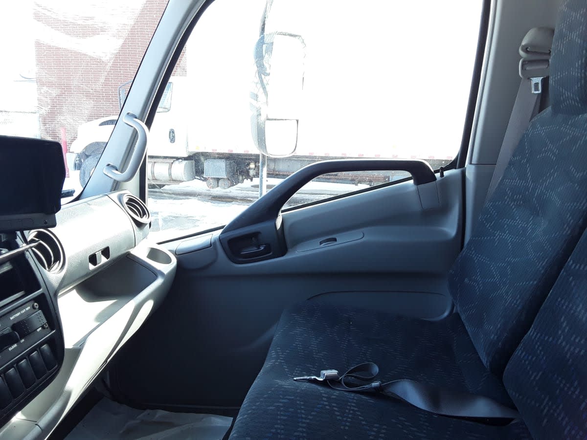 2018 Hino HINO 195 751536