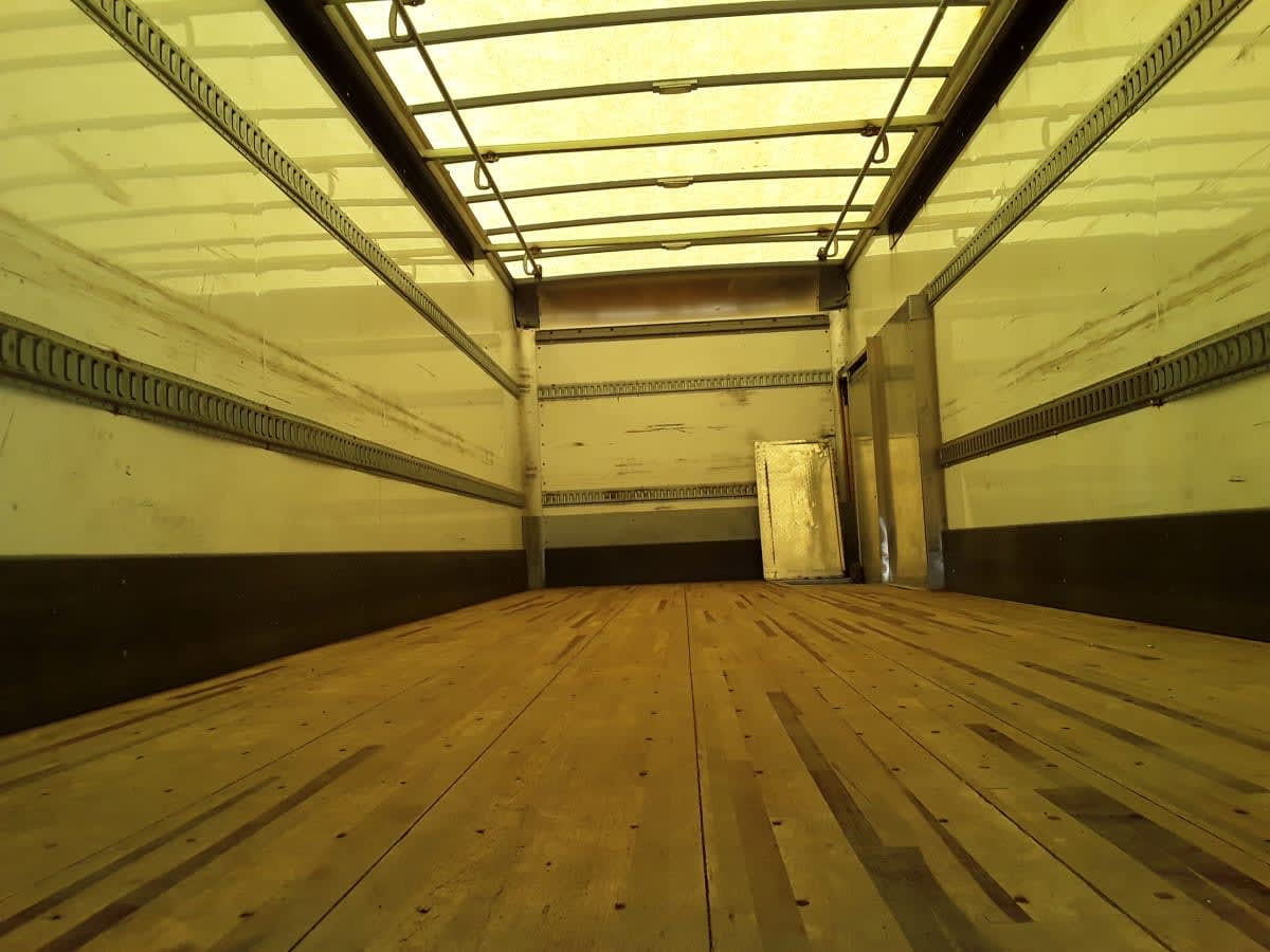 2018 Freightliner M2 106 751563