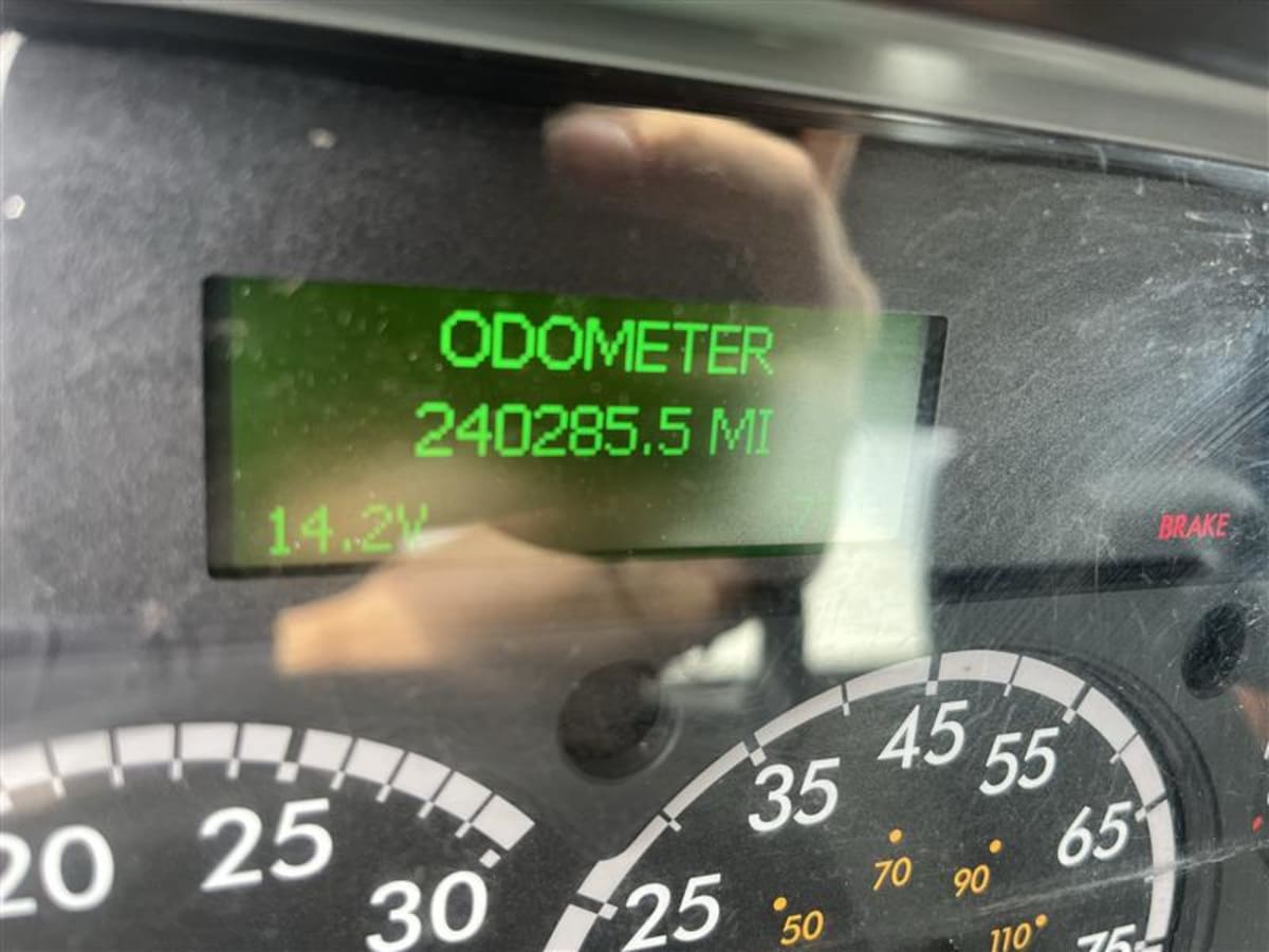 2018 Freightliner/Mercedes M2 106 751669