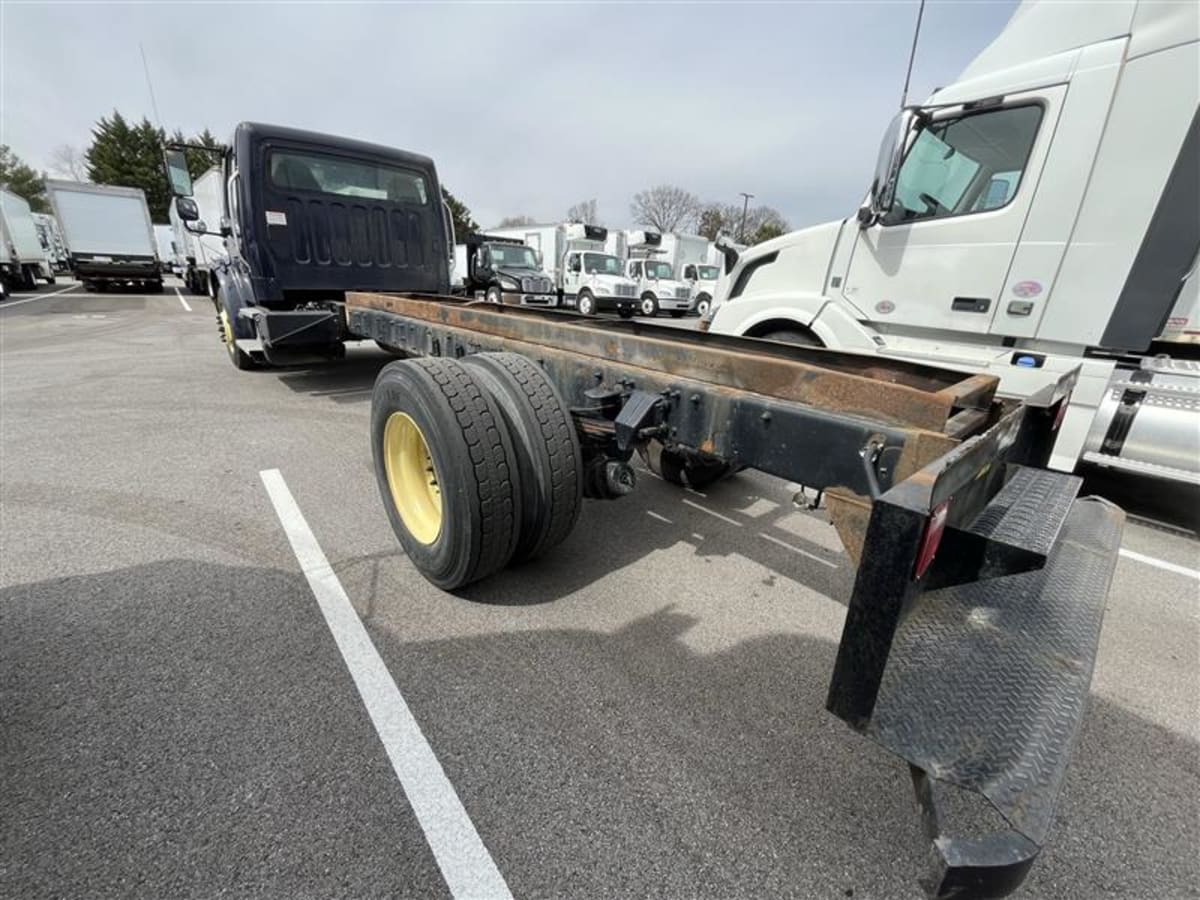 2018 Freightliner/Mercedes M2 106 751669