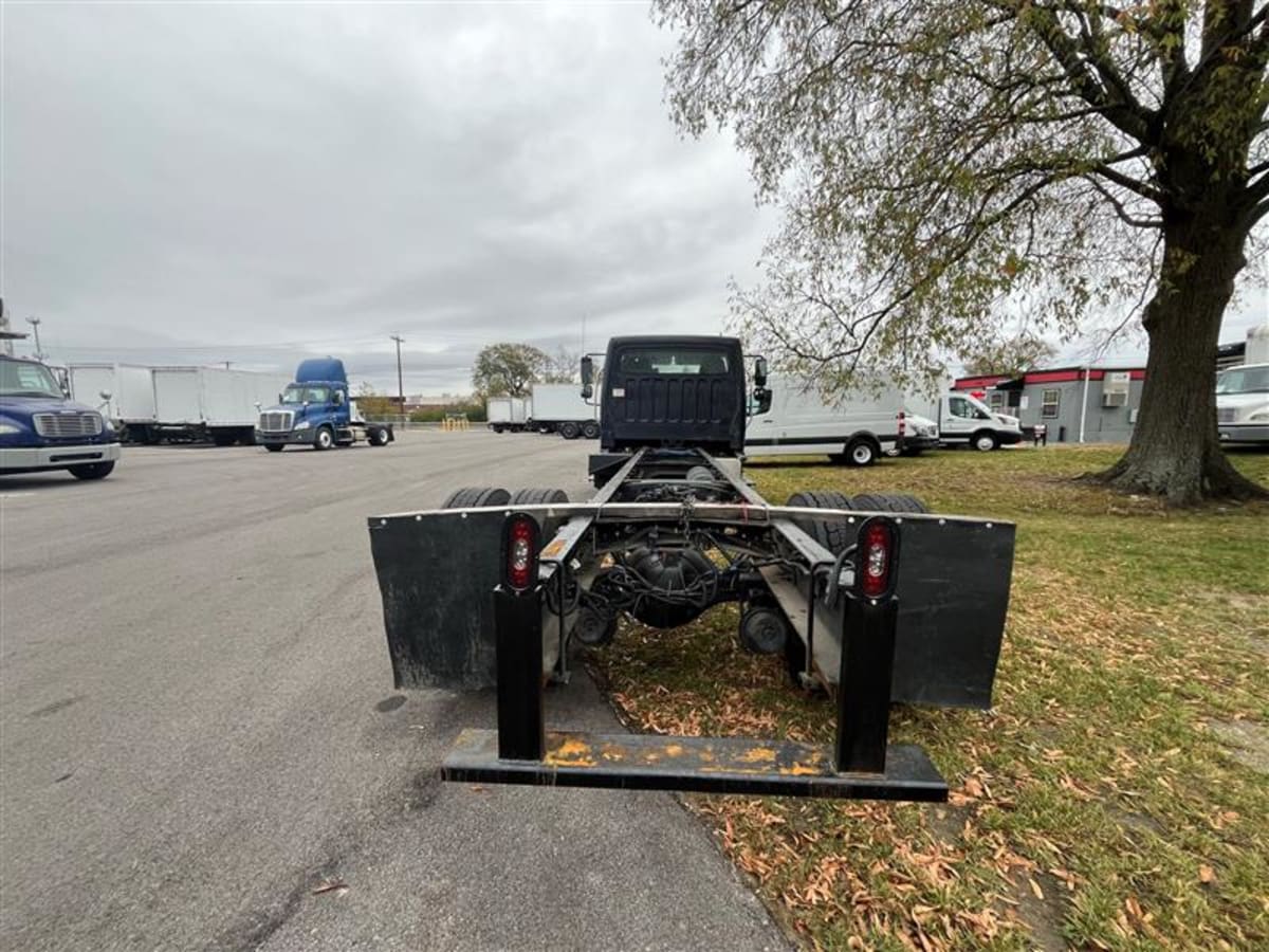 2018 Freightliner/Mercedes M2 106 751719