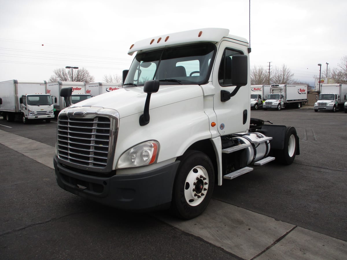 2018 Freightliner/Mercedes CASCADIA 125 751743