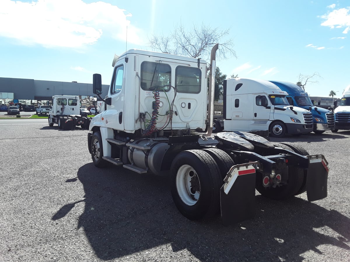 2018 Freightliner/Mercedes CASCADIA 125 751744