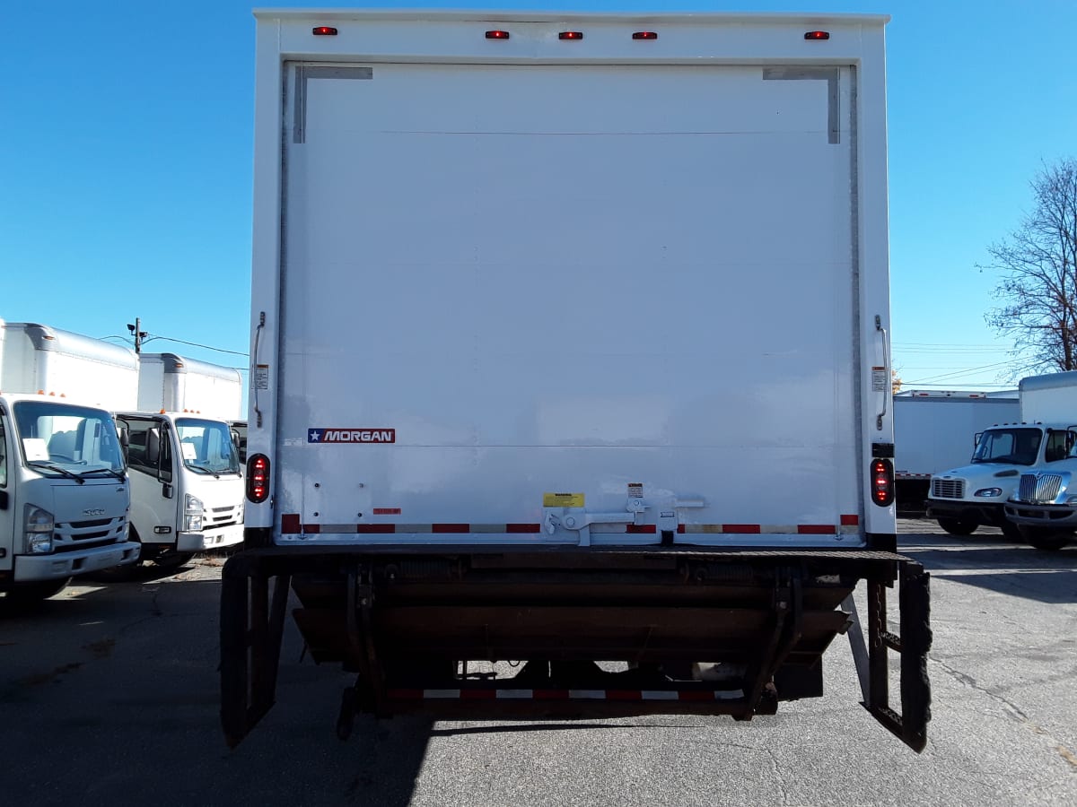 2018 Freightliner/Mercedes M2 106 751769