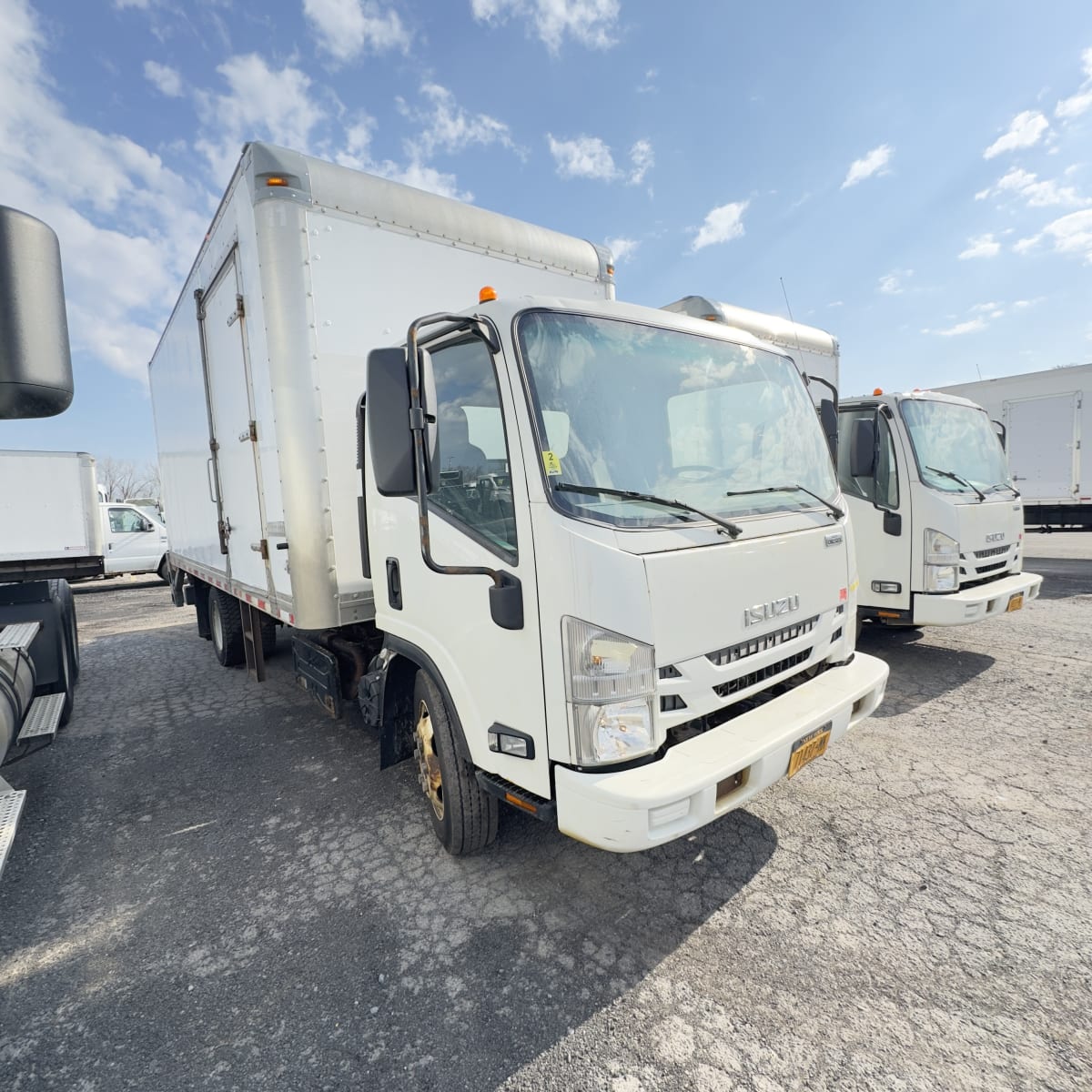 2018 Isuzu NQR 751824