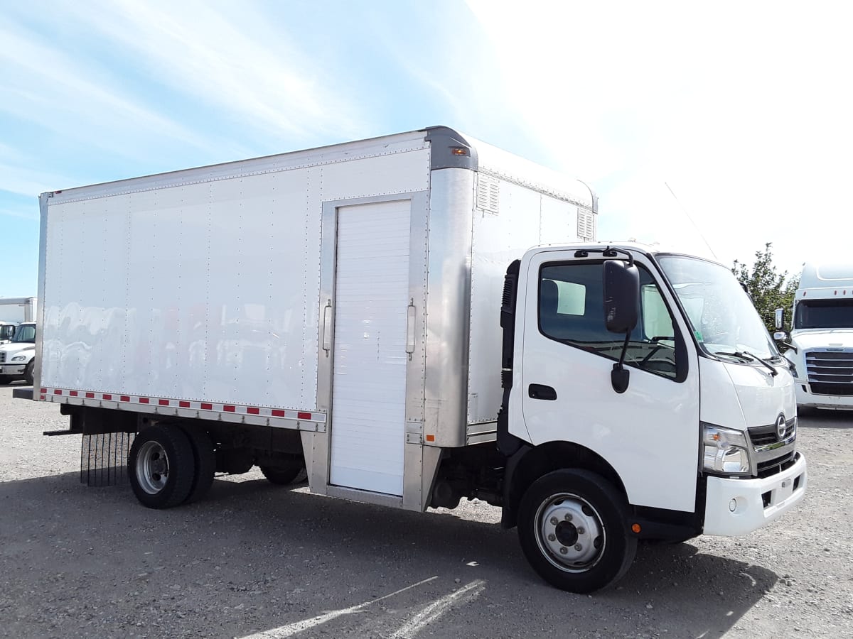 2018 Hino HINO 195 752091