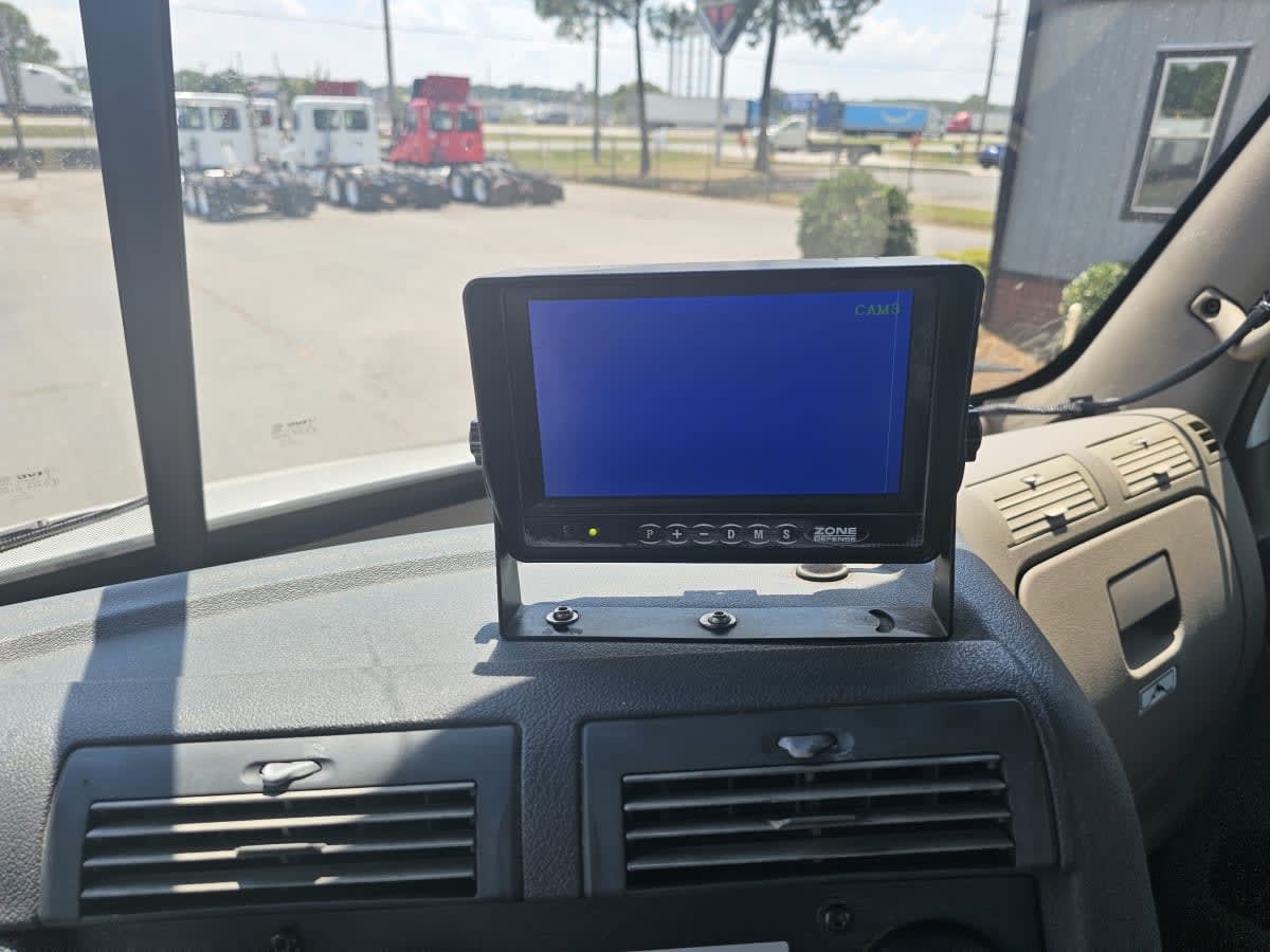 2018 Freightliner - image 11