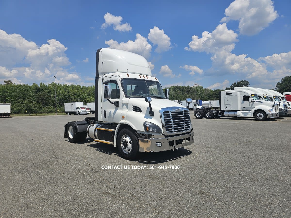 2018 Freightliner - image 3